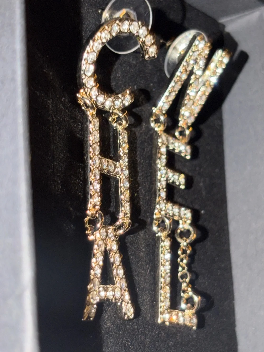 🪩 Crystal CHA NEL drop earrings 🆕